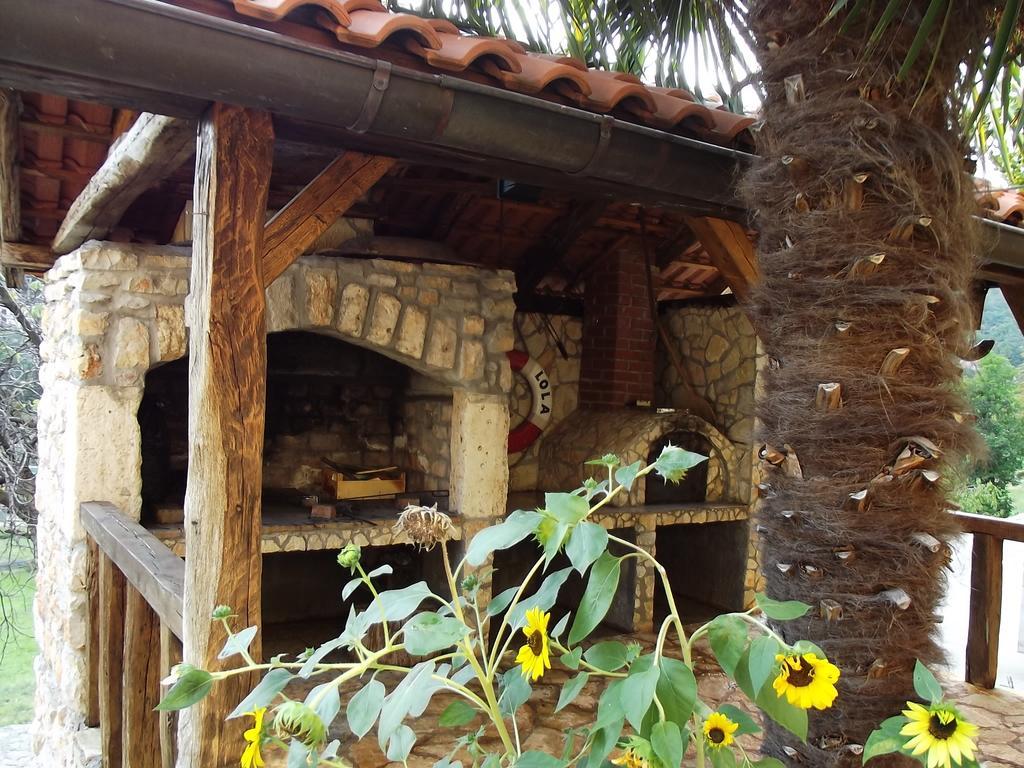 Apartments Vinetilia Mošćenička Draga Exteriör bild