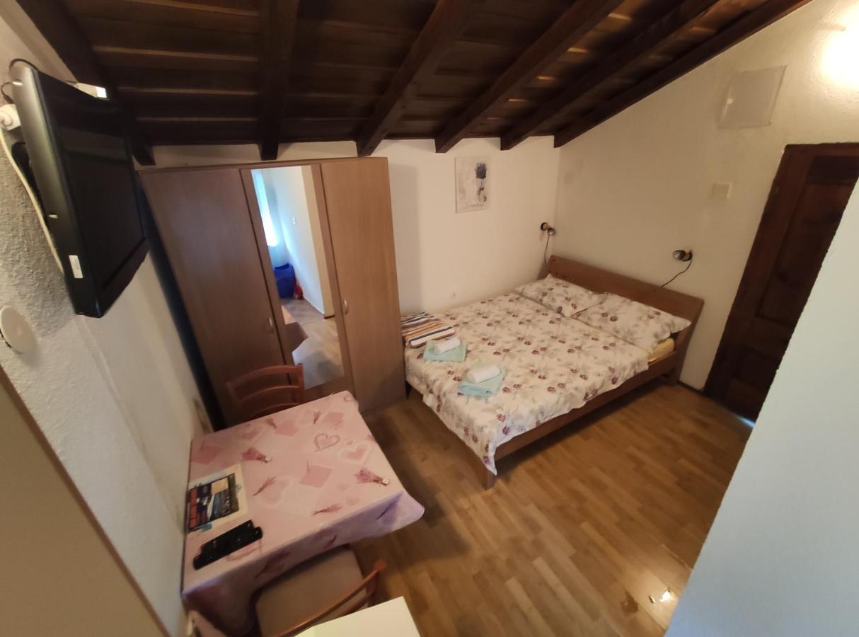 Apartments Vinetilia Mošćenička Draga Exteriör bild