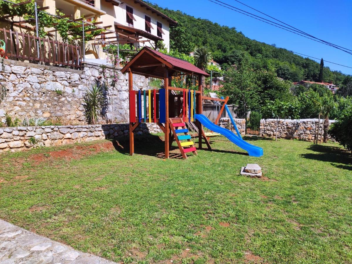 Apartments Vinetilia Mošćenička Draga Exteriör bild